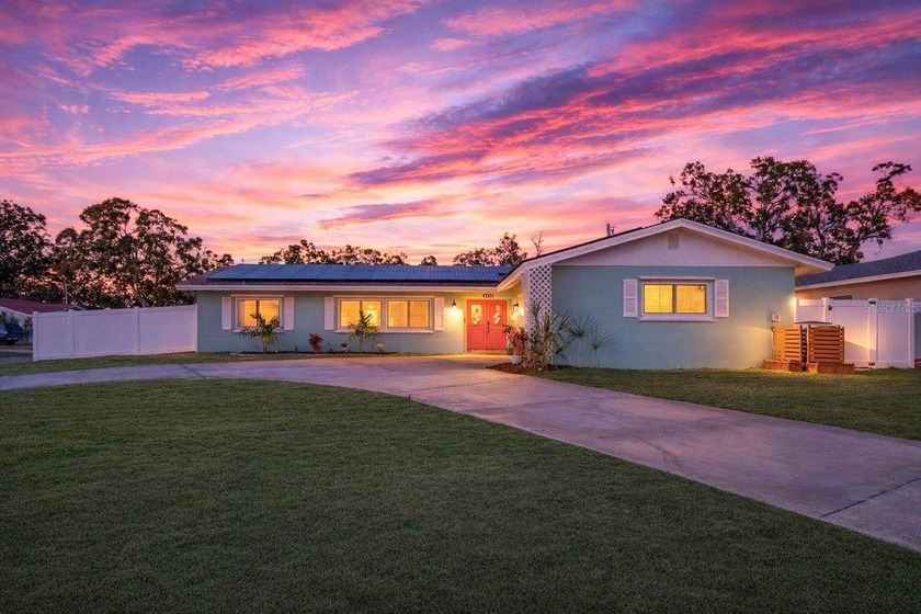Welcome to a home that makes everyday life feel like a getaway! - Beach Home for sale in St. Petersburg, Florida on Beachhouse.com