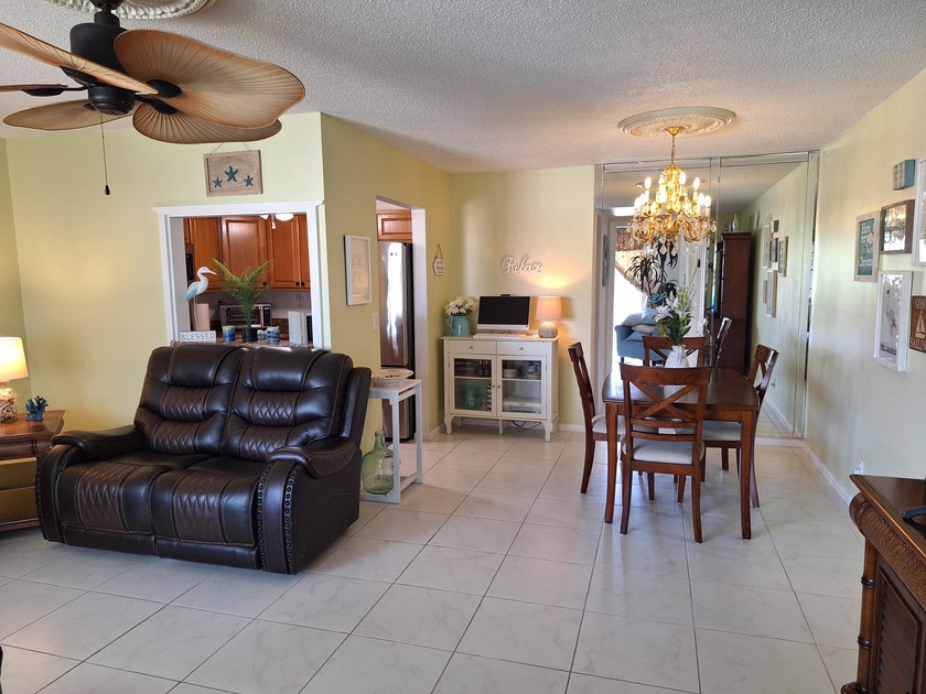 A rare opportunity to own a turnkey, pet-friendly unit that has - Beach Condo for sale in West Palm Beach, Florida on Beachhouse.com