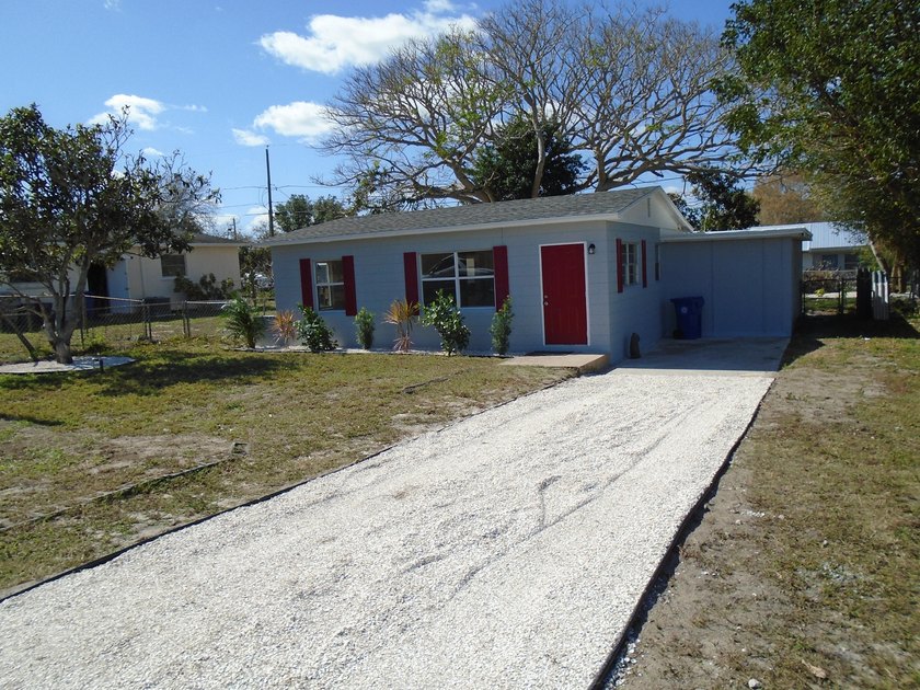 Affordable Fully Remodeled home in up and coming neighborhood - Beach Home for sale in Vero Beach, Florida on Beachhouse.com