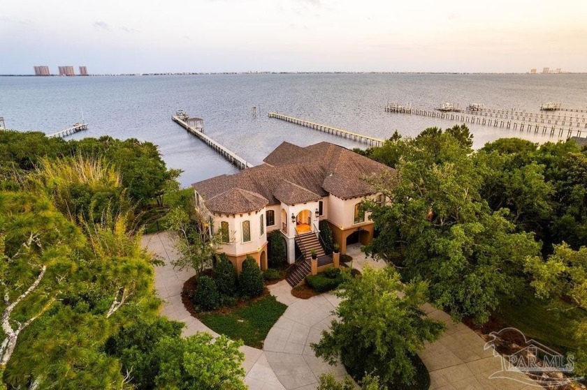 Must see! A coastal sanctuary where luxury meets tranquility - Beach Home for sale in Gulf Breeze, Florida on Beachhouse.com