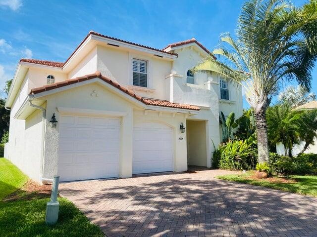This gorgeous, 5 bedroom, 4 bathroom, 3-car garage, Pool home - Beach Home for sale in West Palm Beach, Florida on Beachhouse.com