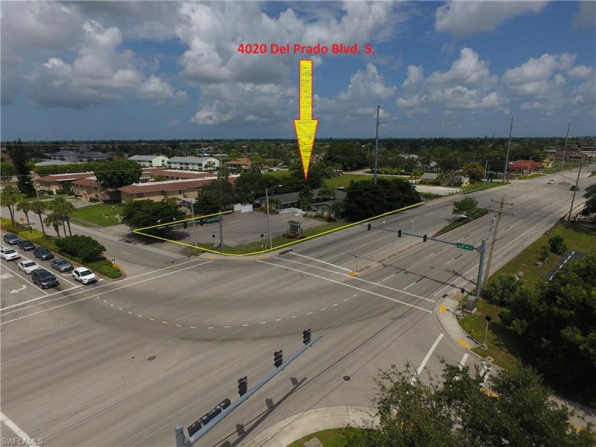 An extremely well maintained property located at the corner of - Beach Commercial for sale in Cape Coral, Florida on Beachhouse.com