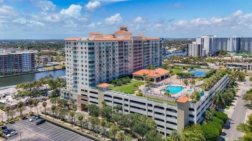 GORGEOUS OCEAN VIEW CONDO! Must see to appreciate! No waiting - Beach Condo for sale in Fort Lauderdale, Florida on Beachhouse.com