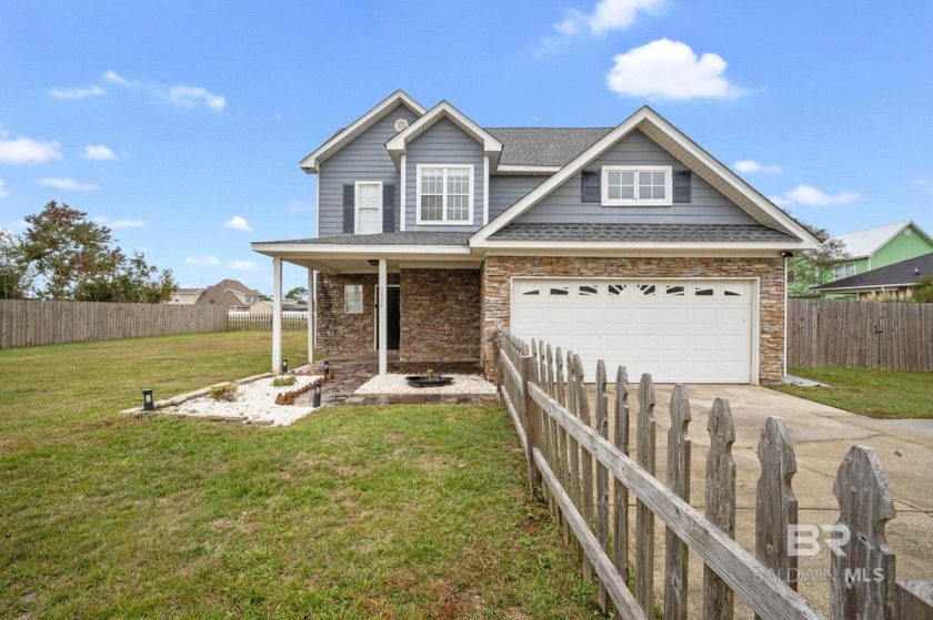 This wonderful home is awaiting its new owners! Located right - Beach Home for sale in Foley, Alabama on Beachhouse.com