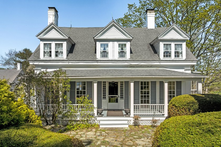 Damariscotta's most significant intown property is offered on - Beach Home for sale in Damariscotta, Maine on Beachhouse.com