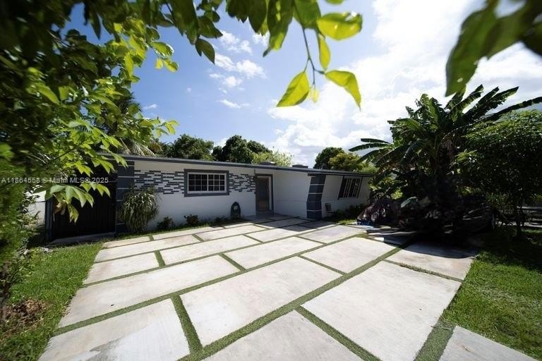 This is a rare opportunity offering both space and versatility! - Beach Home for sale in North Miami Beach, Florida on Beachhouse.com