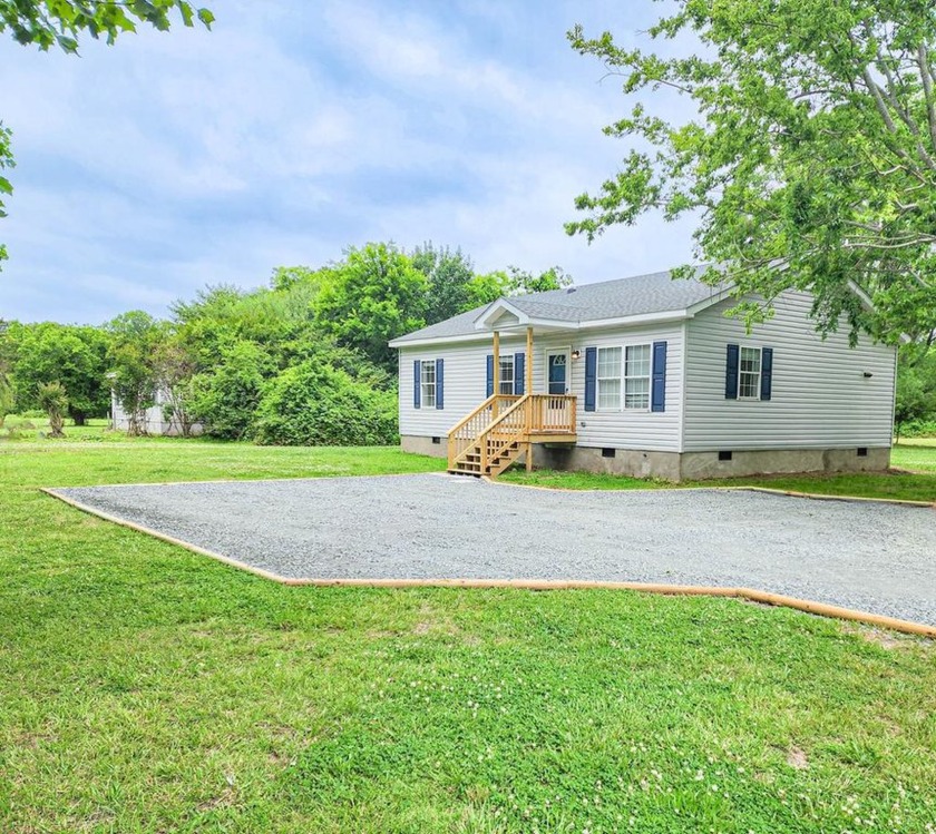 Beach, Boating and Relaxation! Beautifully renovated - Beach Home for sale in Machipongo, Virginia on Beachhouse.com
