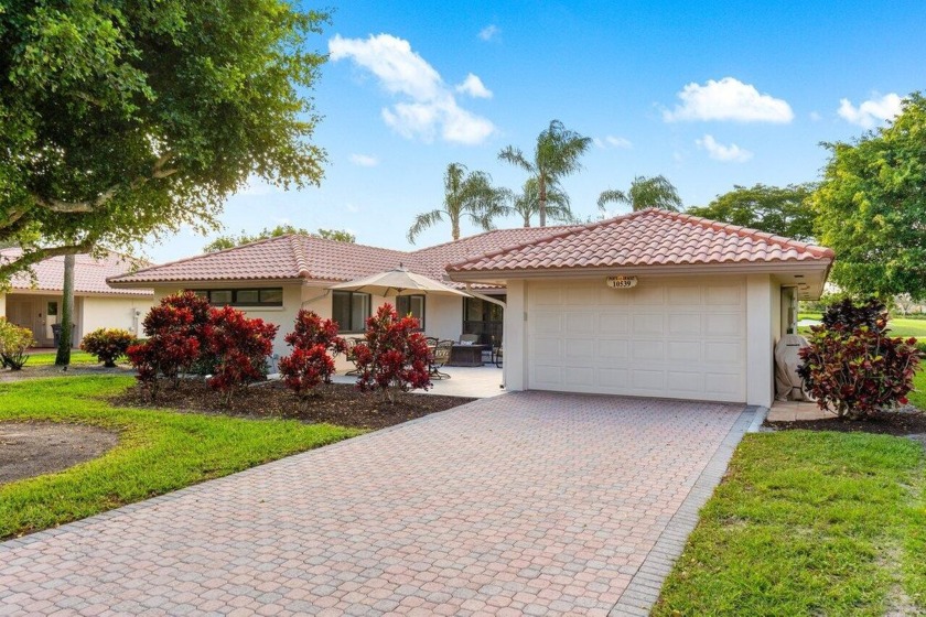 Exceptional lake & golf views on the newly designed North course - Beach Home for sale in Boynton Beach, Florida on Beachhouse.com
