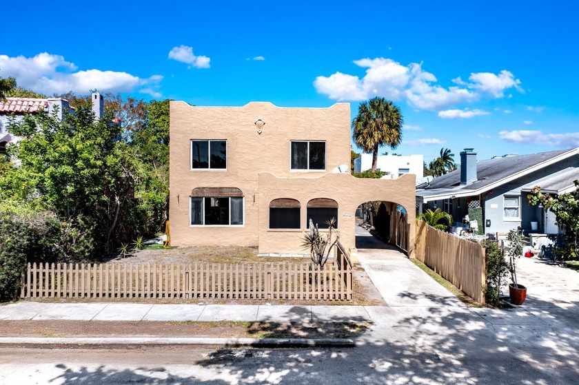 FANTASTIC OPPORTUNITY! Spanish Mission style home with Guest - Beach Townhome/Townhouse for sale in West Palm Beach, Florida on Beachhouse.com