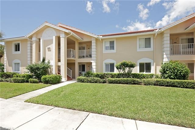Much sought after, meticulously maintained 1st floor lakefront - Beach Condo for sale in Naples, Florida on Beachhouse.com