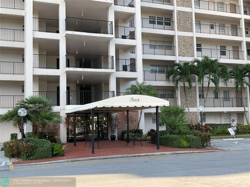 JUST REDUCED!! MUST SEE!! Located in highly desirable PalmAire - Beach Condo for sale in Pompano Beach, Florida on Beachhouse.com