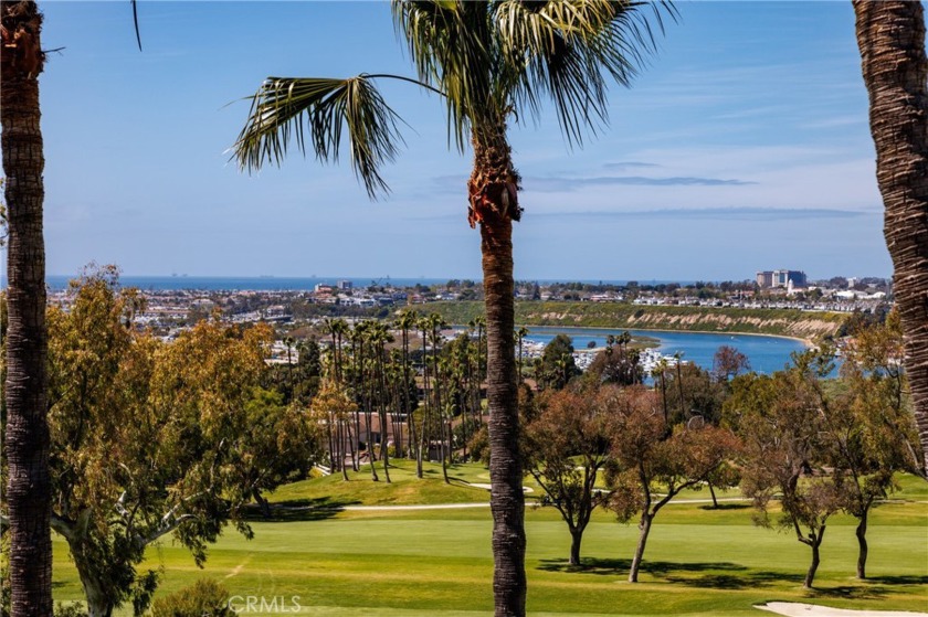 Offering the most desirable third floor, corner location at the - Beach Condo for sale in Newport Beach, California on Beachhouse.com