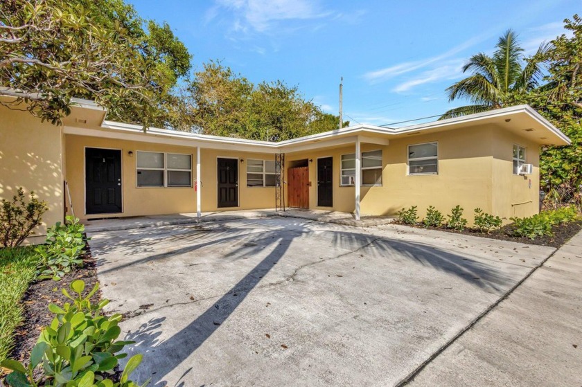 Renter's Paradise! Welcome to this beautifully renovated - Beach Townhome/Townhouse for sale in Lake Worth Beach, Florida on Beachhouse.com