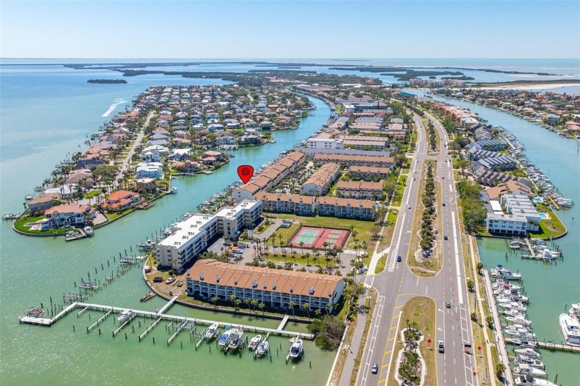 This freshly UPDATED waterfront furnished townhome with PRIVATE - Beach Townhome/Townhouse for sale in Tierra Verde, Florida on Beachhouse.com