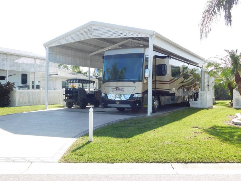 Wonderful Executive Suite with kitchen and bathroom. Quartz - Beach Home for sale in Titusville, Florida on Beachhouse.com