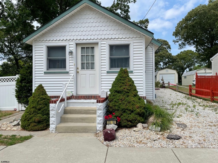 This is a great site, great location, and clean house ready for - Beach Home for sale in Somers Point, New Jersey on Beachhouse.com