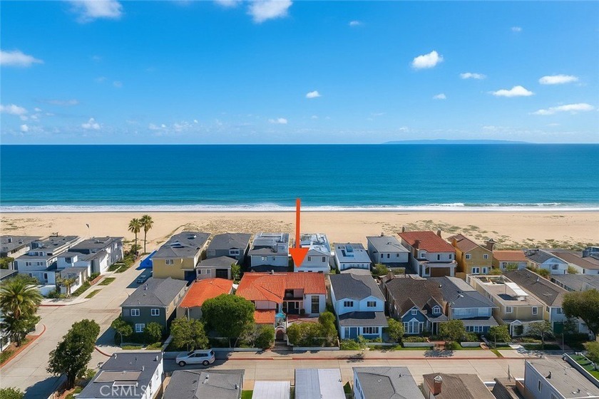 Rare double-lot opportunity on the Newport Beach Peninsula - Beach Home for sale in Newport Beach, California on Beachhouse.com