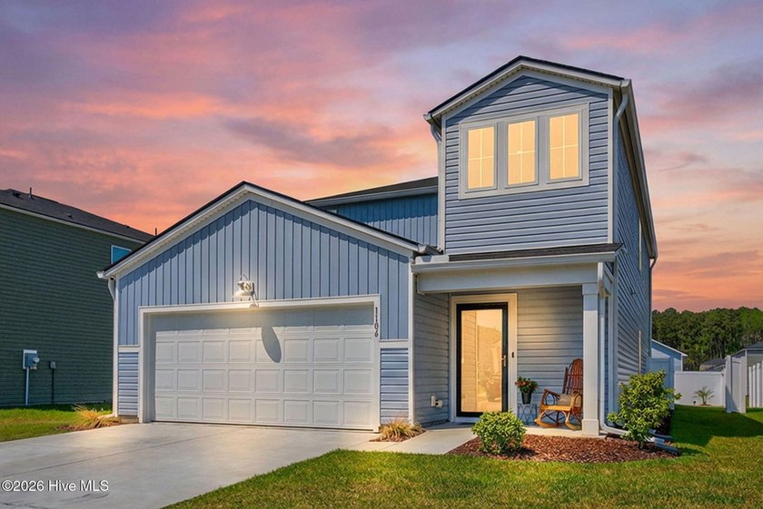 Better-than-new 5-bedroom home with screened porch, extended - Beach Home for sale in Sunset Beach, North Carolina on Beachhouse.com