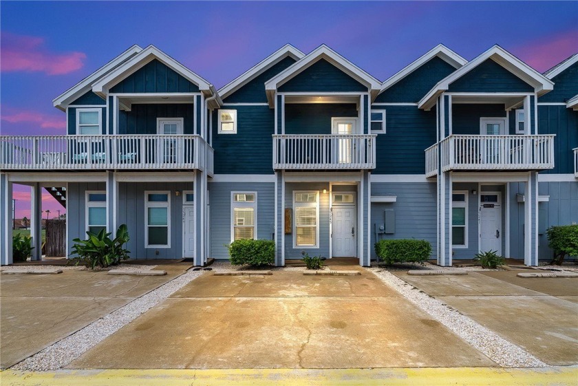 Welcome to your BEACHSIDE OASIS on N. Padre Island | This - Beach Townhome/Townhouse for sale in Corpus Christi, Texas on Beachhouse.com
