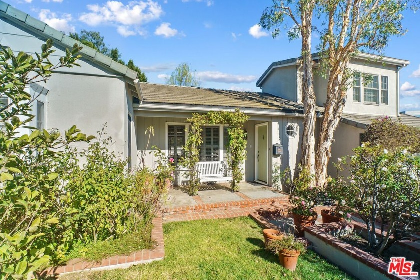 Ocean views on a large 10,559 square foot lot, is this - Beach Home for sale in Santa Monica, California on Beachhouse.com