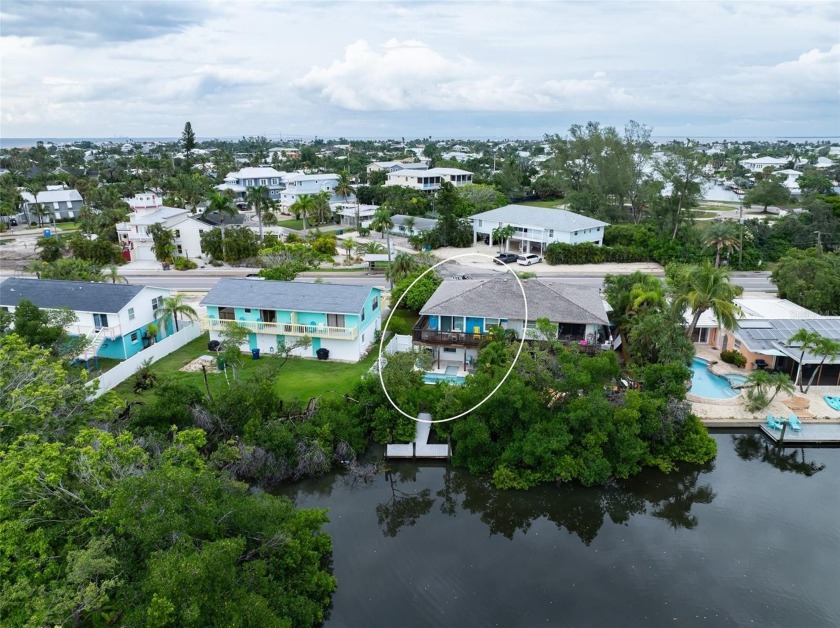 Welcome to Palm View Lakehouse in Holmes Beach. This fully - Beach Townhome/Townhouse for sale in Holmes Beach, Florida on Beachhouse.com