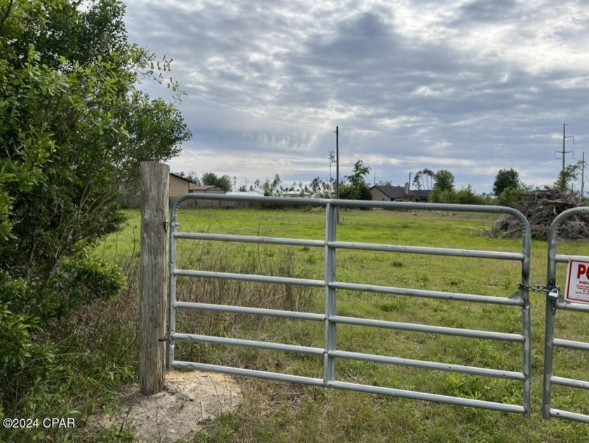 BEAUTIFUL, GREEN ACRES IN PANAMA CITY - ENDLESS POTENTIAL AND - Beach Acreage for sale in Panama City, Florida on Beachhouse.com