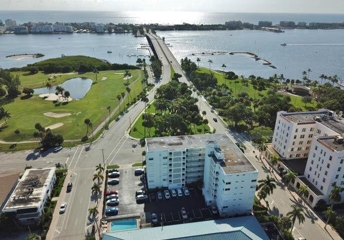 EXCELLENT LOCATION FACING EAST TOWARD THE INTRACOASTAL JUST OVER - Beach Condo for sale in Lake Worth Beach, Florida on Beachhouse.com