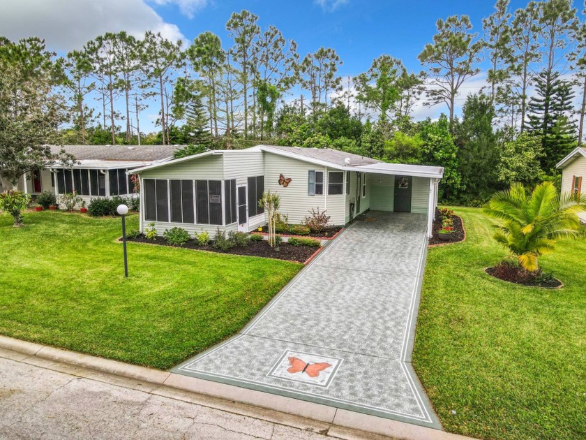 This 2-bedroom, 2-bath, 2000 Homes of Merit has 1120 square feet - Beach Home for sale in Ormond Beach, Florida on Beachhouse.com