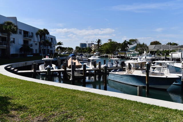 BEST DEAL IN SUGAR SANDS!! If you would like a friendly, 55+ - Beach Condo for sale in Riviera Beach, Florida on Beachhouse.com