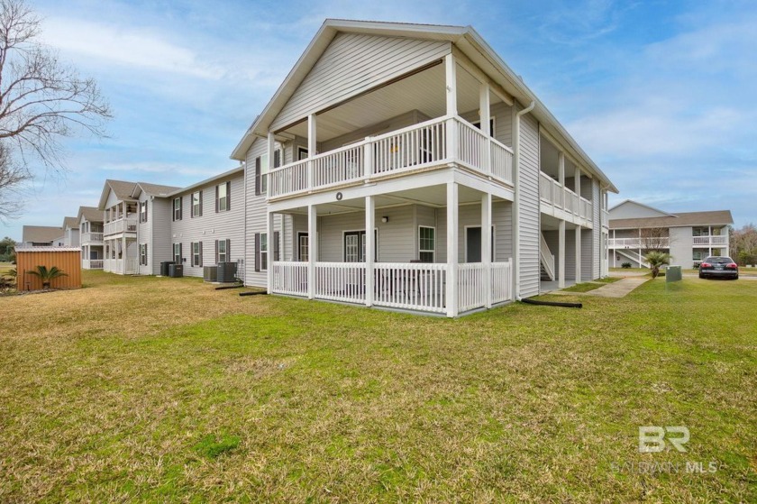 BEST PRICE ON THE ISLAND for 3 bedroom/2 Bath Condo!!Looking for - Beach Home for sale in Gulf Shores, Alabama on Beachhouse.com