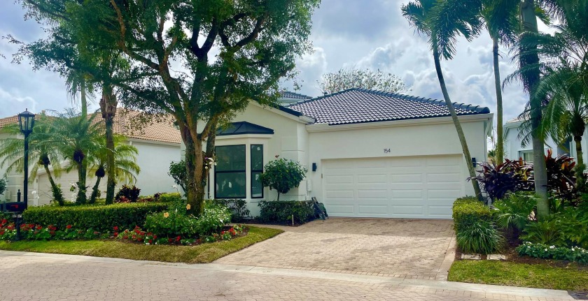 Welcome to your FULLY REMODELED home in Ballenisles! This - Beach Home for sale in Palm Beach Gardens, Florida on Beachhouse.com