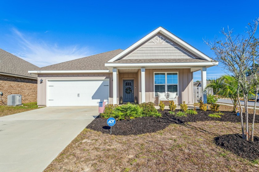 Discover this beautifully crafted 4-bed, 2-bath home situated on - Beach Home for sale in Gulf Breeze, Florida on Beachhouse.com