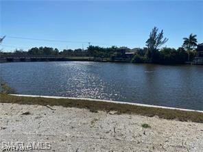 This lot is ready to build on with seawall in place on200 ft - Beach Lot for sale in Cape Coral, Florida on Beachhouse.com