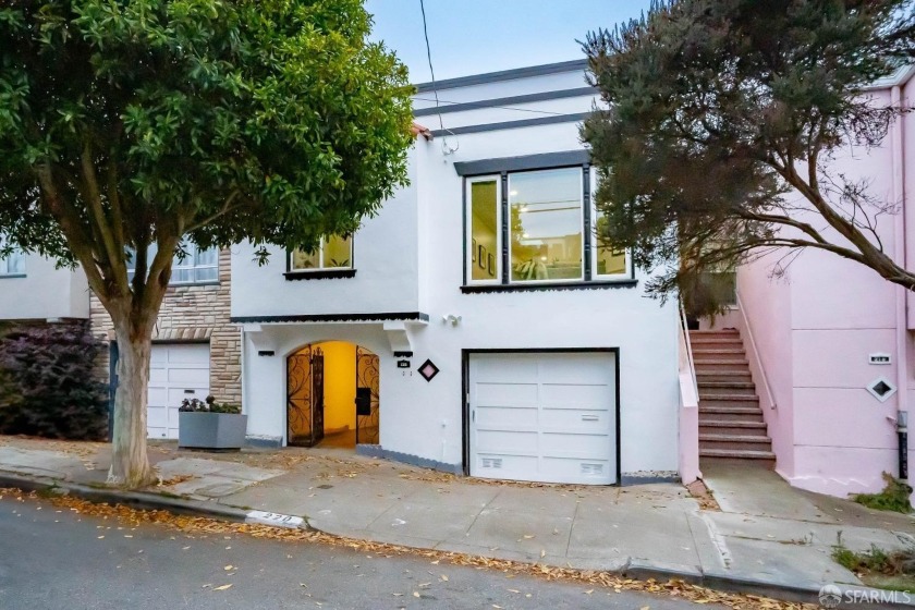 Welcome to this fully remodeled, move-in-ready home in the - Beach Home for sale in San Francisco, California on Beachhouse.com