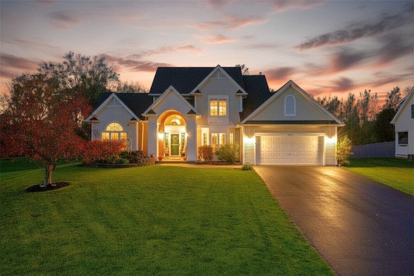 QUALITY BARONE-BUILT CONSTRUCTION! PRIVATE REAR SETTING! - Beach Home for sale in Ontario, New York on Beachhouse.com