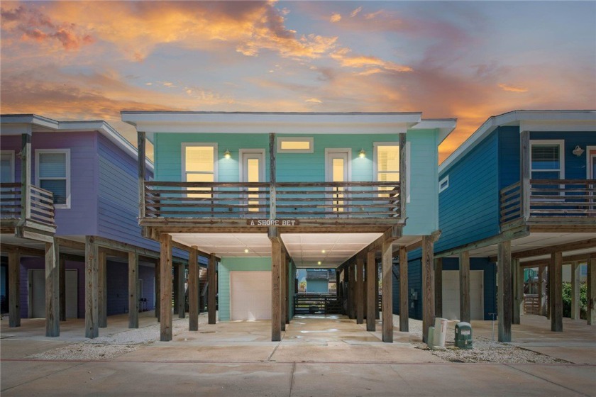 Welcome to your Gulf Coast escape! Nestled in the desirable - Beach Condo for sale in Port Aransas, Texas on Beachhouse.com