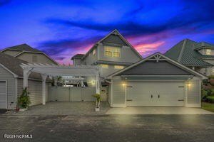 This lovely 3 bedroom 3 bathroom waterfront home was built in - Beach Home for sale in Ocean Isle Beach, North Carolina on Beachhouse.com