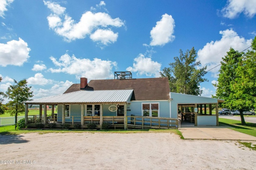 Located in the heart of historic Currituck, right across from - Beach Commercial for sale in Currituck, North Carolina on Beachhouse.com