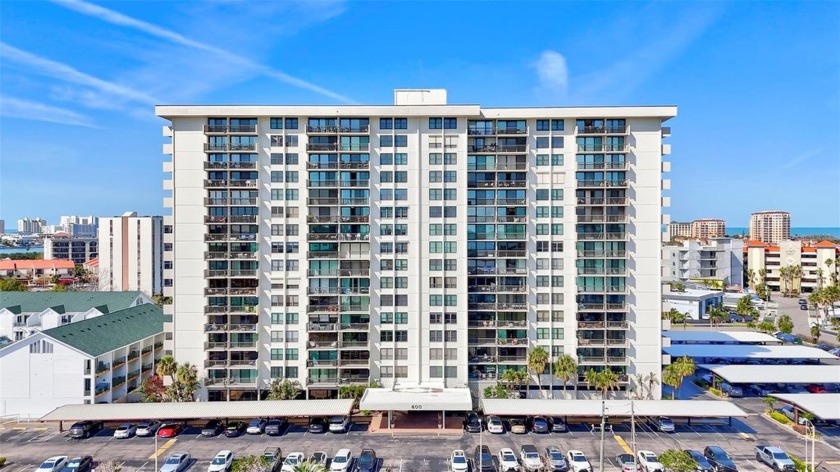 This penthouse-level unit remained completely secure, with no - Beach Condo for sale in Clearwater Beach, Florida on Beachhouse.com