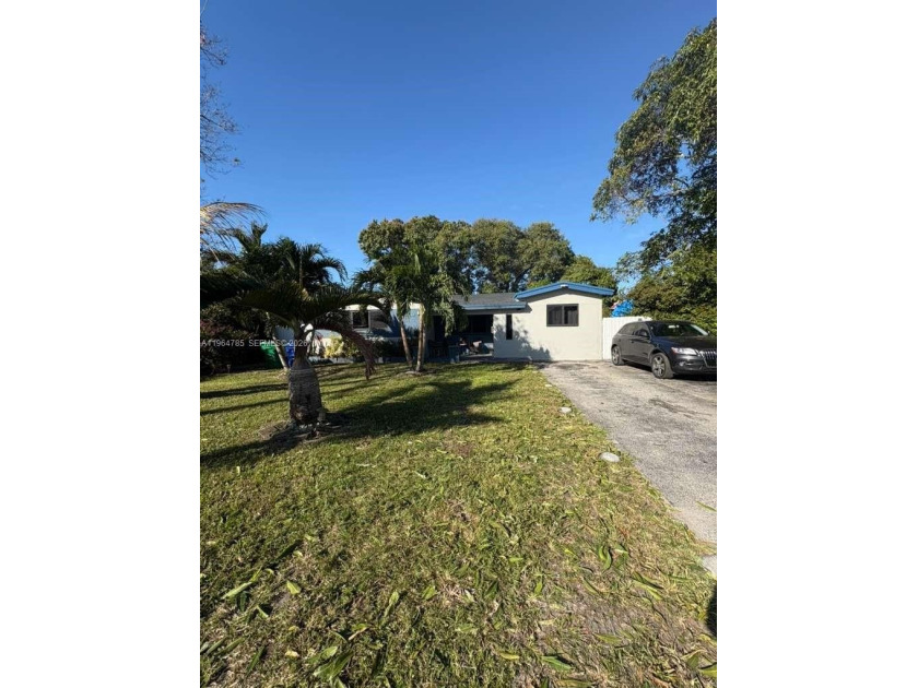 Prime Family Opportunity in a Highly Desirable Neighborhood!
 - Beach Home for sale in Miramar, Florida on Beachhouse.com