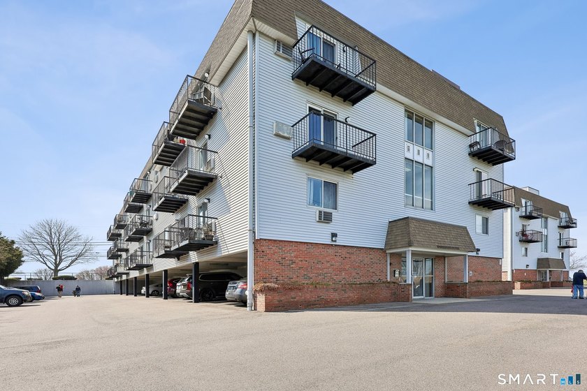 Welcome to this ideally located condo in Stratford's desirable - Beach Condo for sale in Stratford, Connecticut on Beachhouse.com