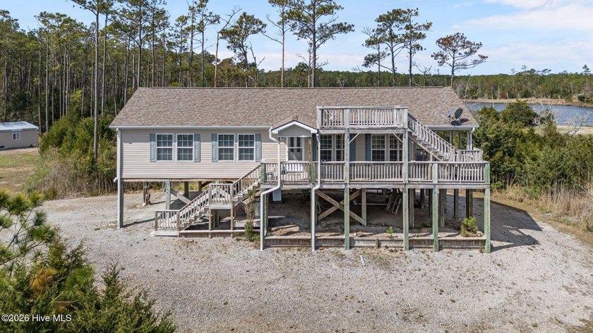 Welcome to your ultimate Eastern North Carolina sportsman's - Beach Home for sale in Merritt, North Carolina on Beachhouse.com