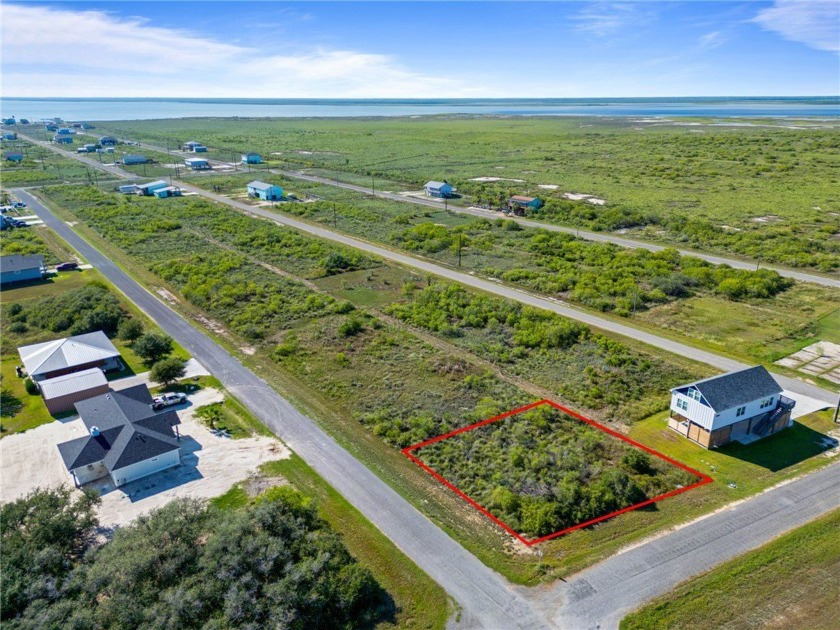 Build your dream coastal getaway on this spacious double lot - Beach Lot for sale in Rockport, Texas on Beachhouse.com
