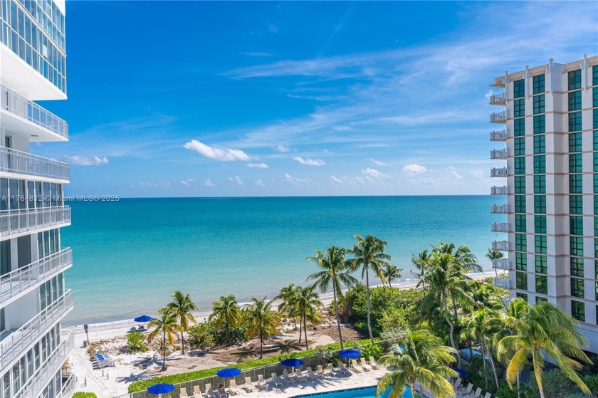 Bright and luminous South-East facing 3BR/3BA unit with nice - Beach Condo for sale in Key Biscayne, Florida on Beachhouse.com