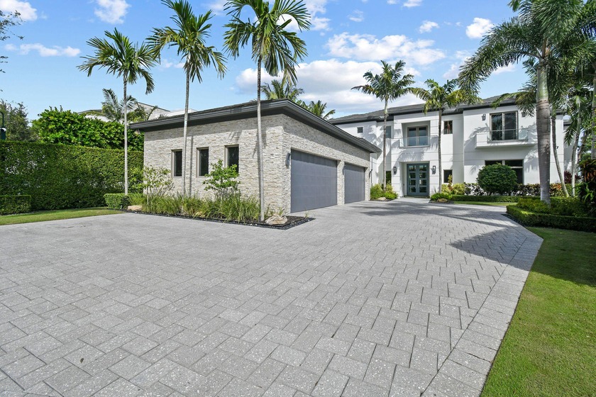 Introducing a beautifully crafted modern waterfront residence - Beach Home for sale in Palm Beach Gardens, Florida on Beachhouse.com