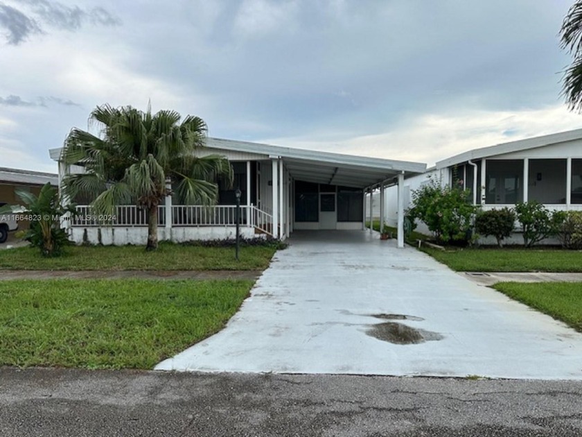 Highly !!Desirable LOCATION!! and one of the nicest mobile home - Beach Home for sale in Dania, Florida on Beachhouse.com