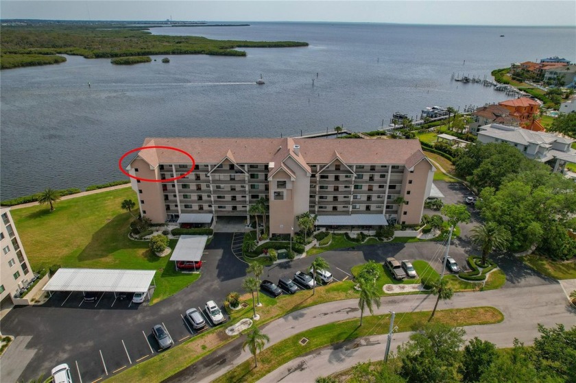 *Huge Price Improvement* This rare end unit condo on the top - Beach Condo for sale in Port Richey, Florida on Beachhouse.com