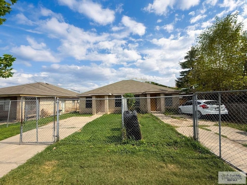 Great investment opportunity! This property, built in 2002 - Beach Lot for sale in Brownsville, Texas on Beachhouse.com