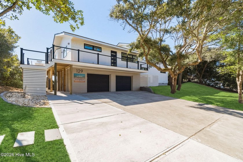 Where mid-century design meets the Atlantic Ocean--privately - Beach Home for sale in Pine Knoll Shores, North Carolina on Beachhouse.com