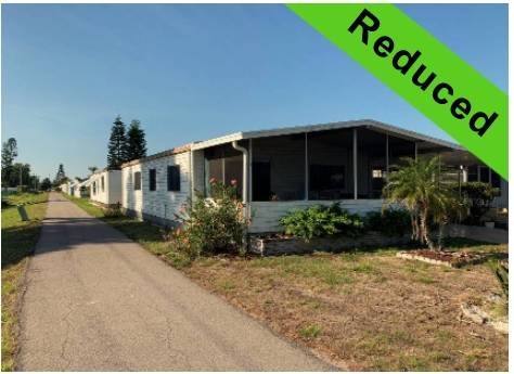 CHECK OUT THIS NEW PRICE!!  This valued price range two bedroom - Beach Home for sale in Venice, Florida on Beachhouse.com